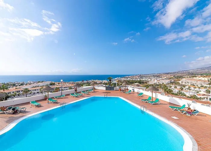 Island Village Ocean View Daire